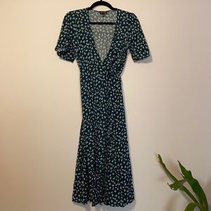 Dee Elly floral wrap dress